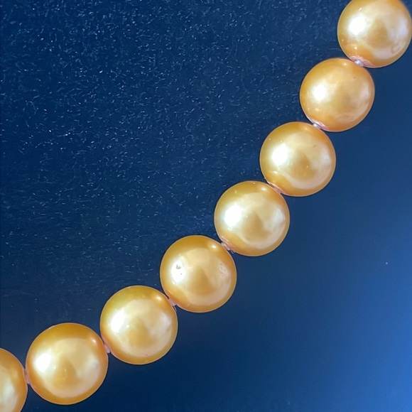 Gold South Sea Pearl Necklace 9mm 14K Gold Hallmark - Picture 5 of 12
